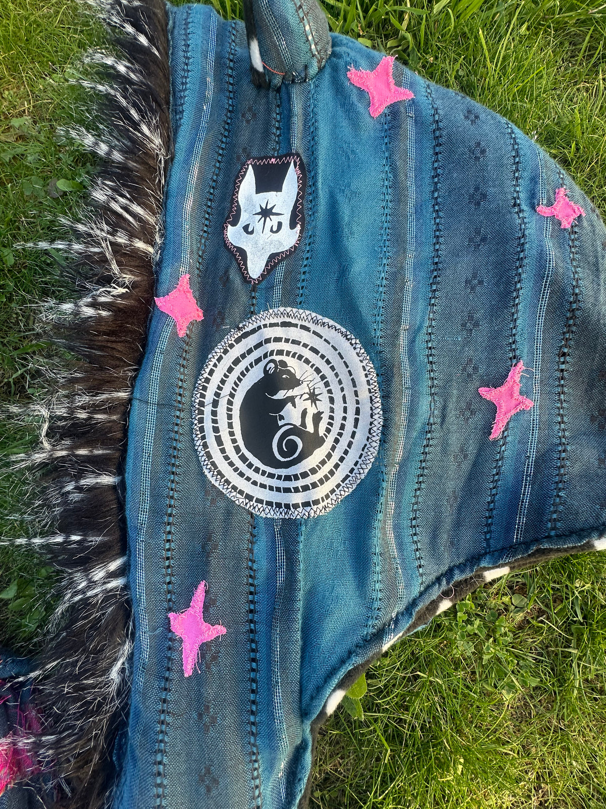 Polka dreamer hood