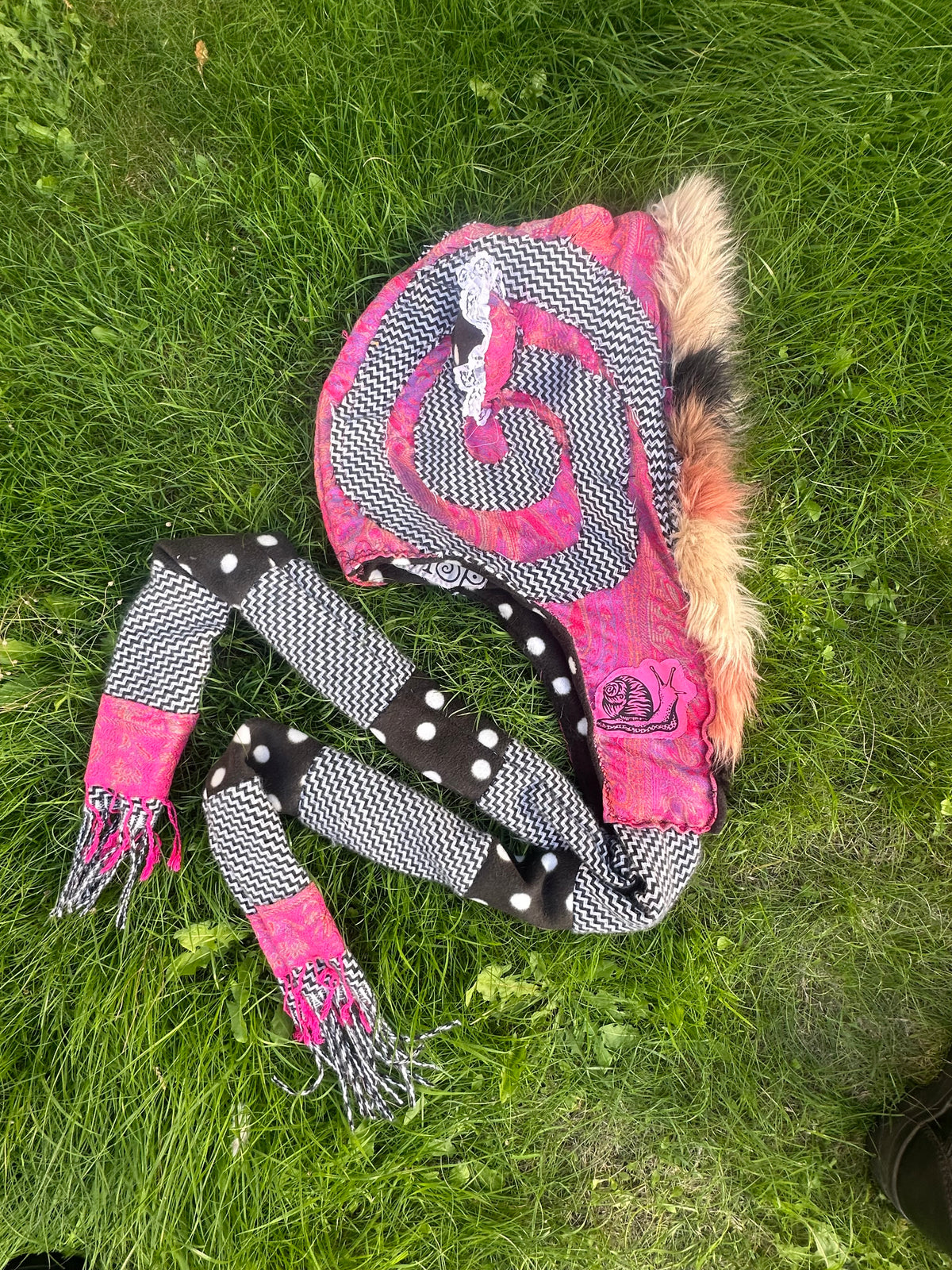 Dolly Hood