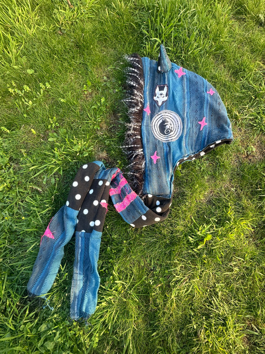 Polka dreamer hood