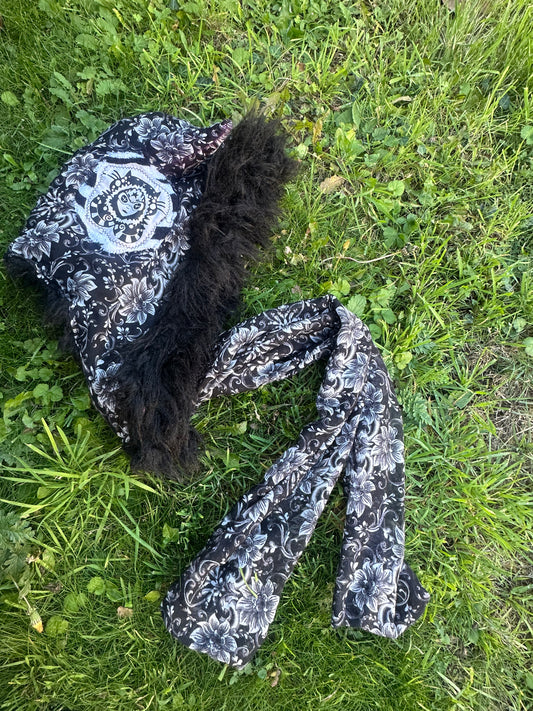 Gothica Hood